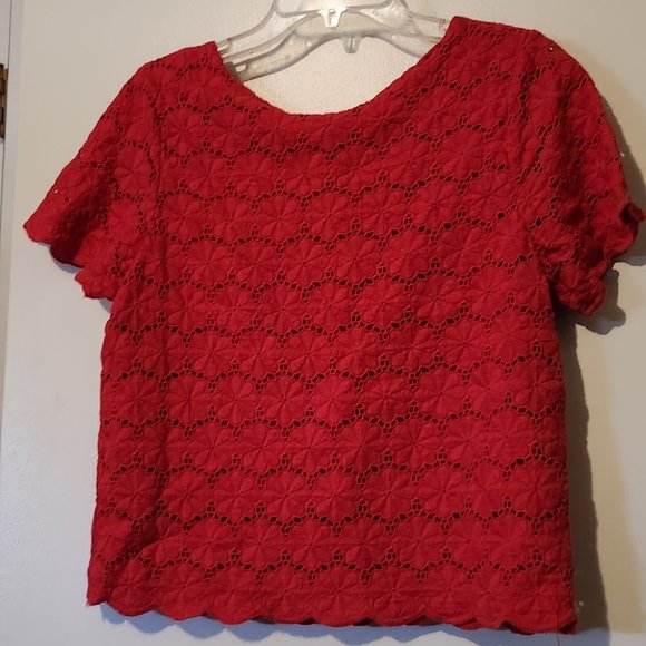 Red crop blouse - Picture 2 of 2